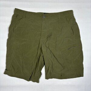 REI Co-Op Green Nylon Zip Pockets Relaxed Fit Shorts Outdoor Hiking Mens 36